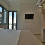 Okeanis ホテル