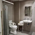 Okeanis * Tirós