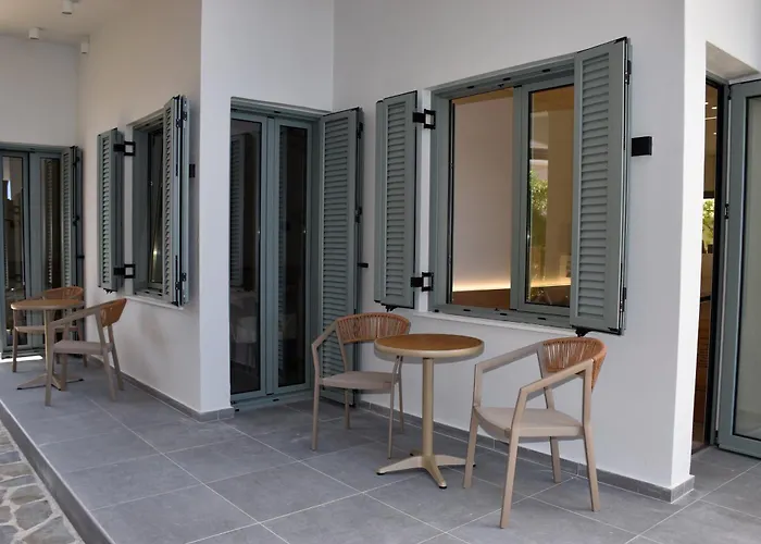 Okeanis Hotell Tirós