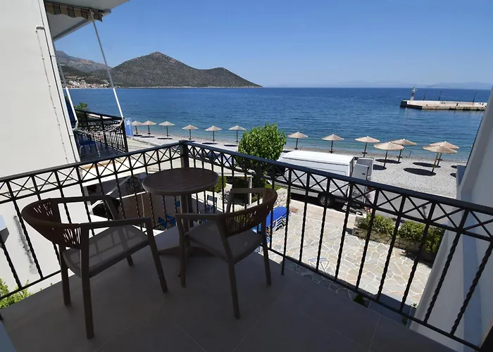 Hotell Okeanis Tirós