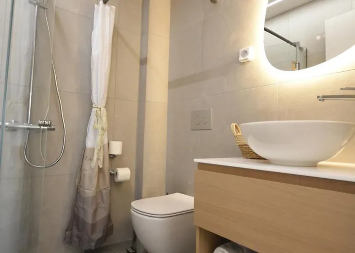 Otel Okeanis