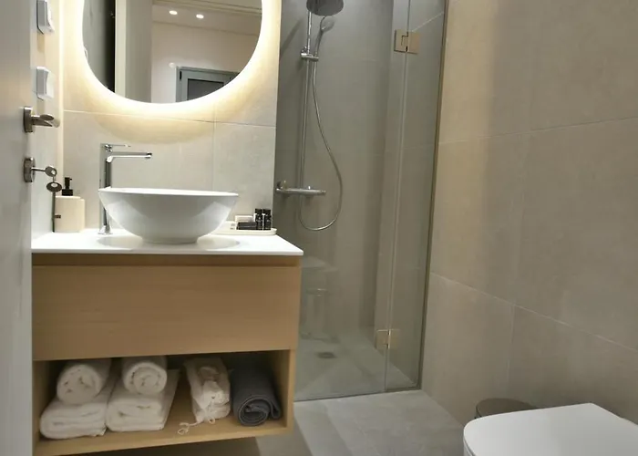 Otel Okeanis *