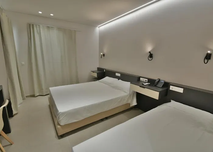 Okeanis Hotell Tirós